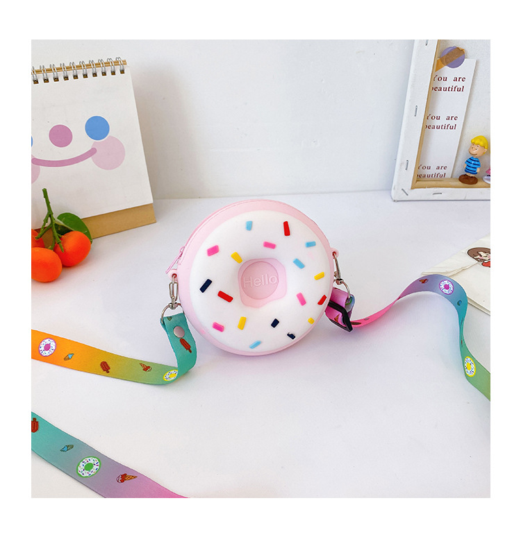 Korean Children's Cute Silicone Donut Shoulder Bag display picture 10