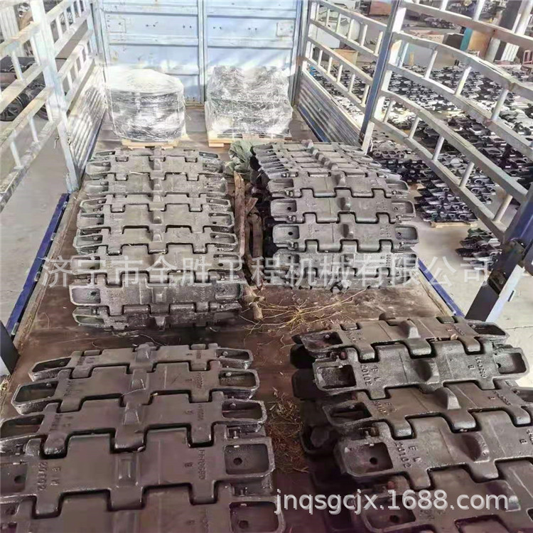 批发挖掘机发动机6D125连杆螺栓6150-31-3310