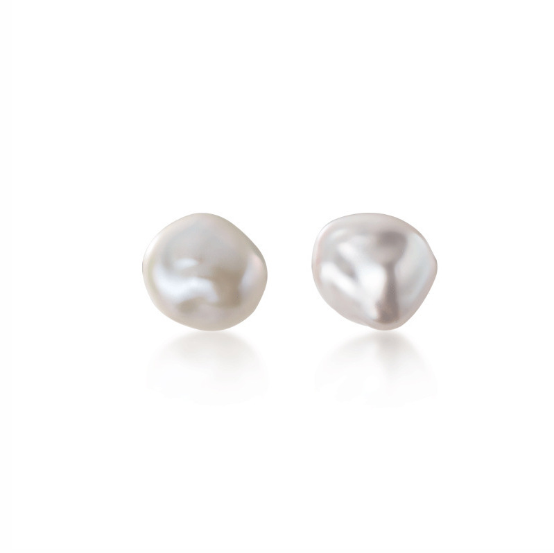 Baroque Pearl Earrings Image 5