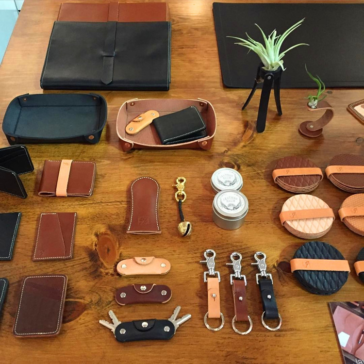 genuine leather Leather goods customized Clothes & Accessories Luggage and luggage Tag Leather customized belt Belt Watch strap customized Arts and Crafts Leather goods