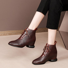 牛皮短靴女士2020新款秋冬圓頭小單靴編織牛皮短筒靴平底坡跟女靴