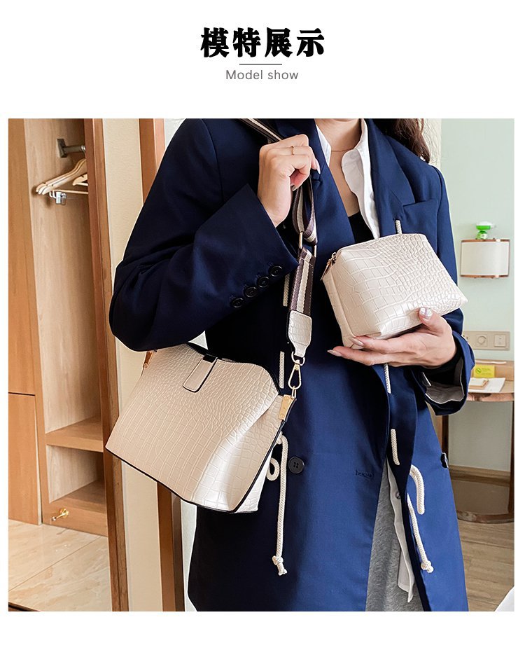 All-match Women's Messenger Bucket Crocodile Pattern One-shoulder Picture Autumn New Messenger Women's Bag display picture 10