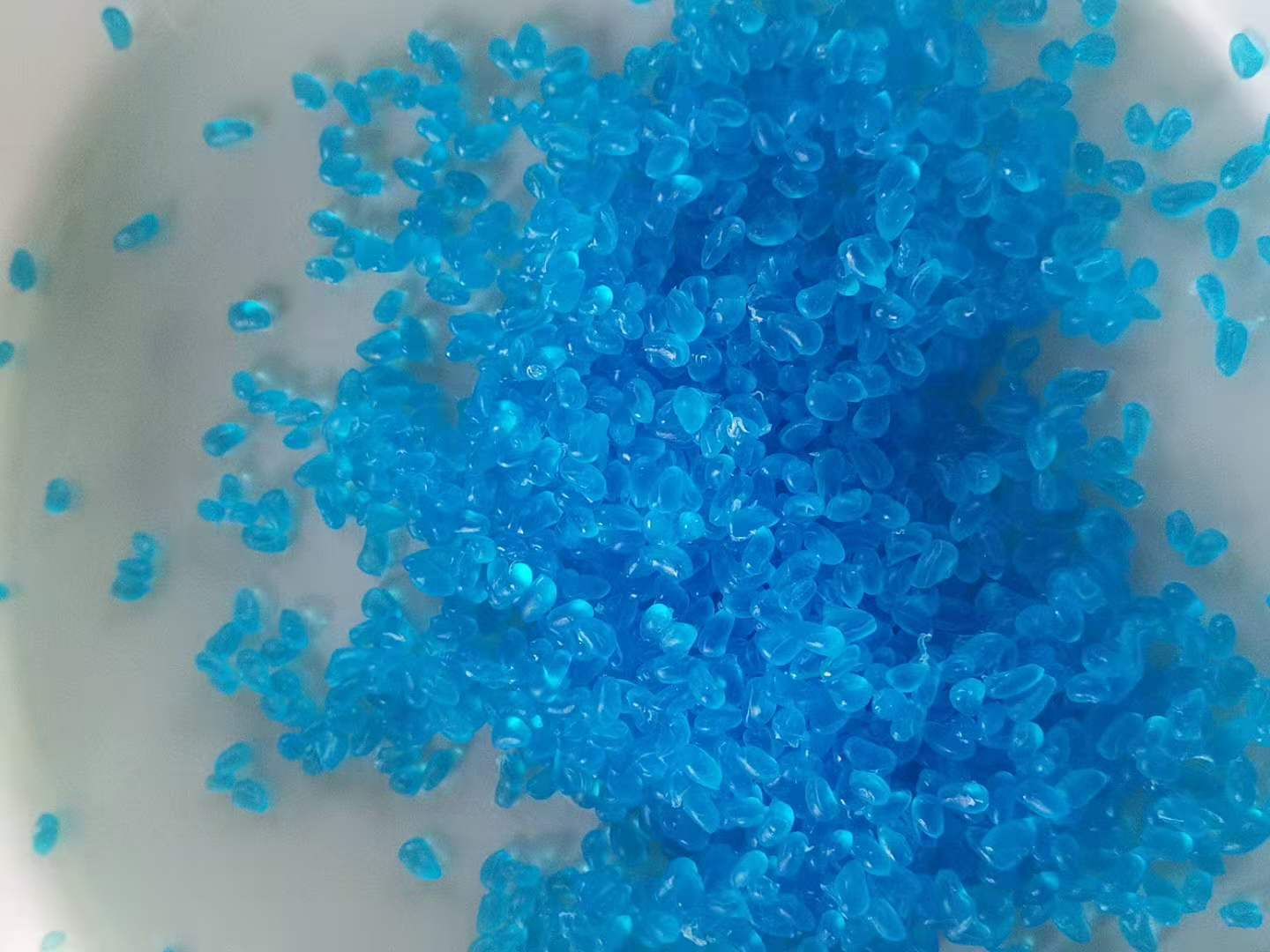 凝胶坐垫TPE料 厂家销售原料软胶汽车凝胶坐垫 饱满 蓝色 弹性好