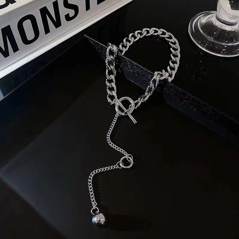 Metal Thick Chain Ot Buckle Tassel Exaggerated Collar Necklace display picture 5
