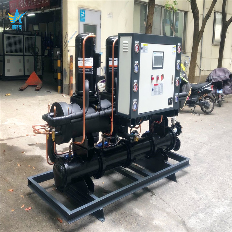 厂家供应冷水式螺杆冷水机组100HP电镀铝氧化冷水机模具循环制冷