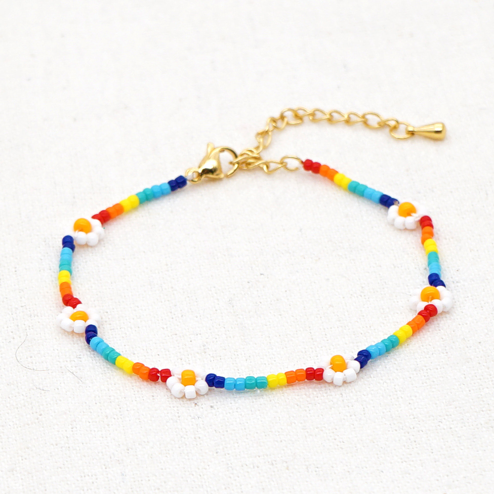 Fashion Bohemian Simple Glass Beads Beaded Daisy Rainbow Bracelet display picture 4