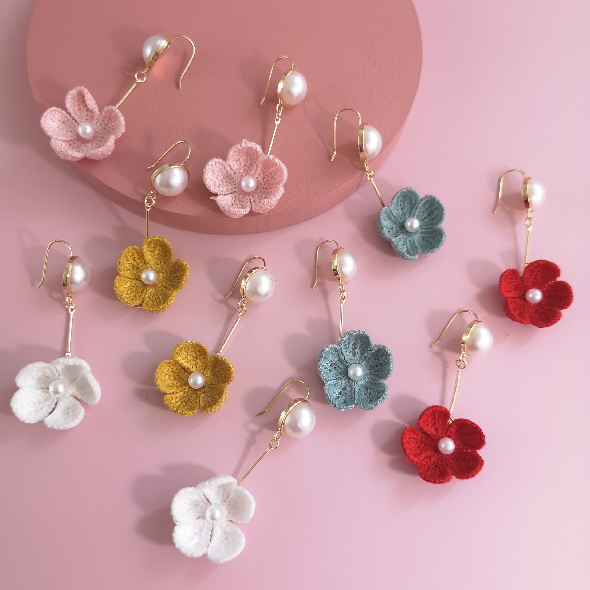 New Fashion Knitted Flower Earrings For Women Wholesale display picture 12