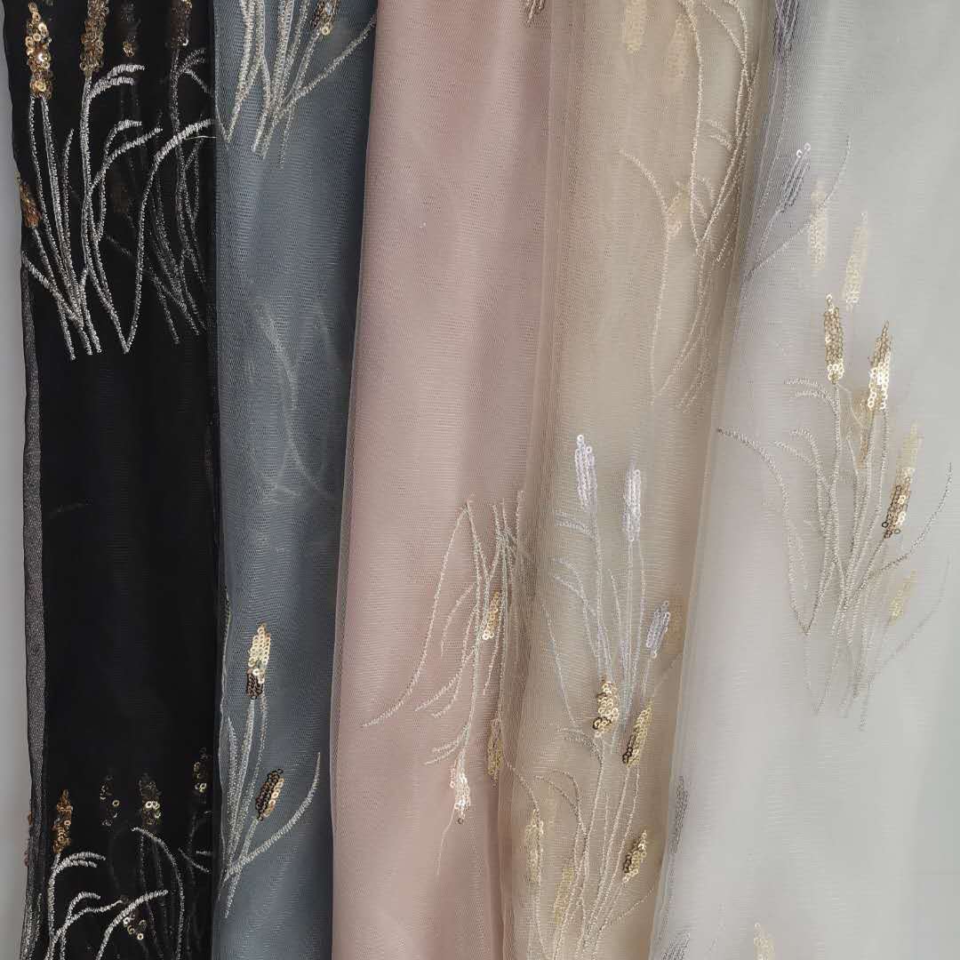 热销款网眼布锦加强网底布麦穗刺绣金银片撞色绣片 裙装面料 现货