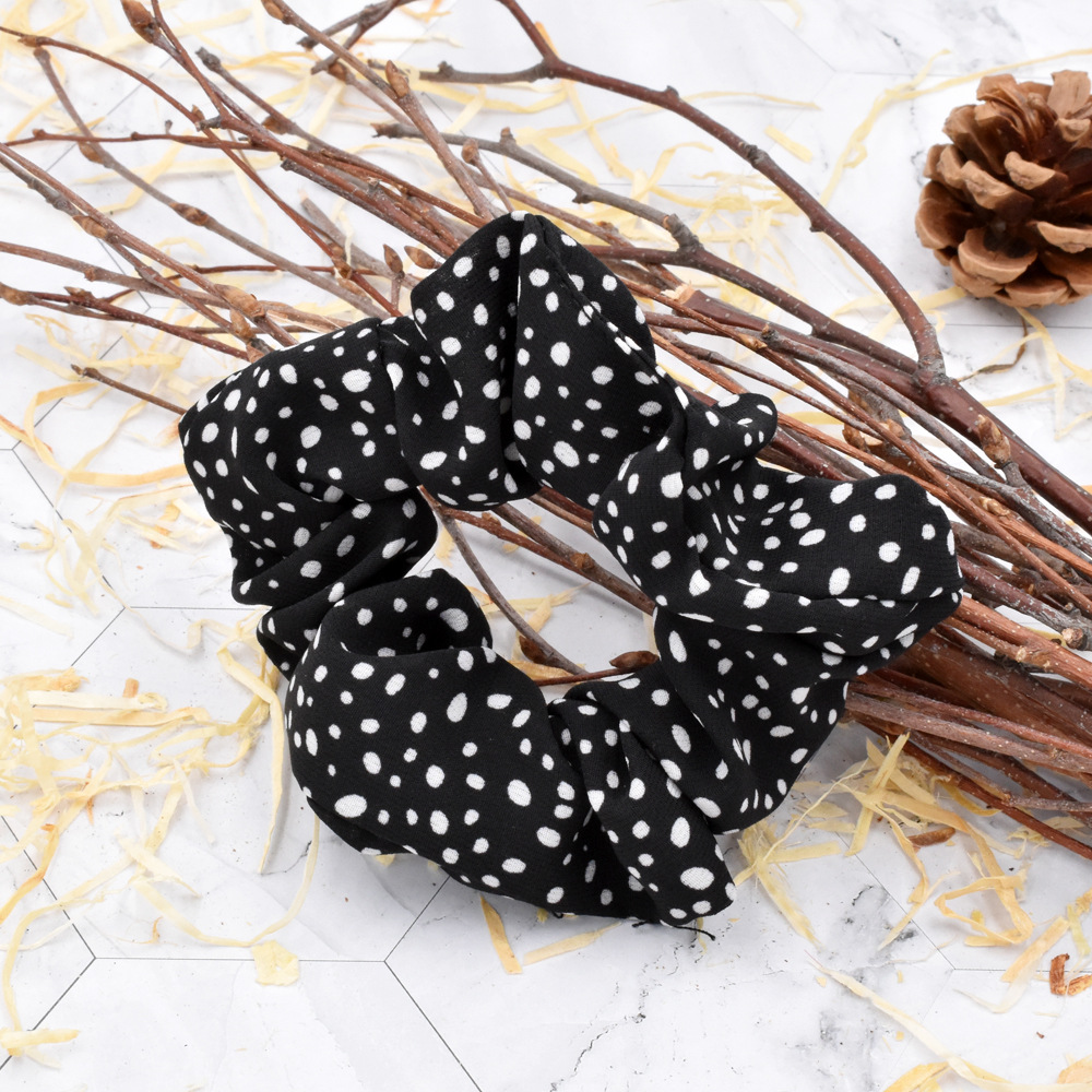 New Classic Wave Point Hair Rubber Band Wave Point Hair Ring Wholesale Nihaojewelry display picture 12