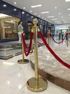 伸缩带火车站礼宾杆挂绳会展大厅隔离带便携式礼宾柱圆球分界围栏