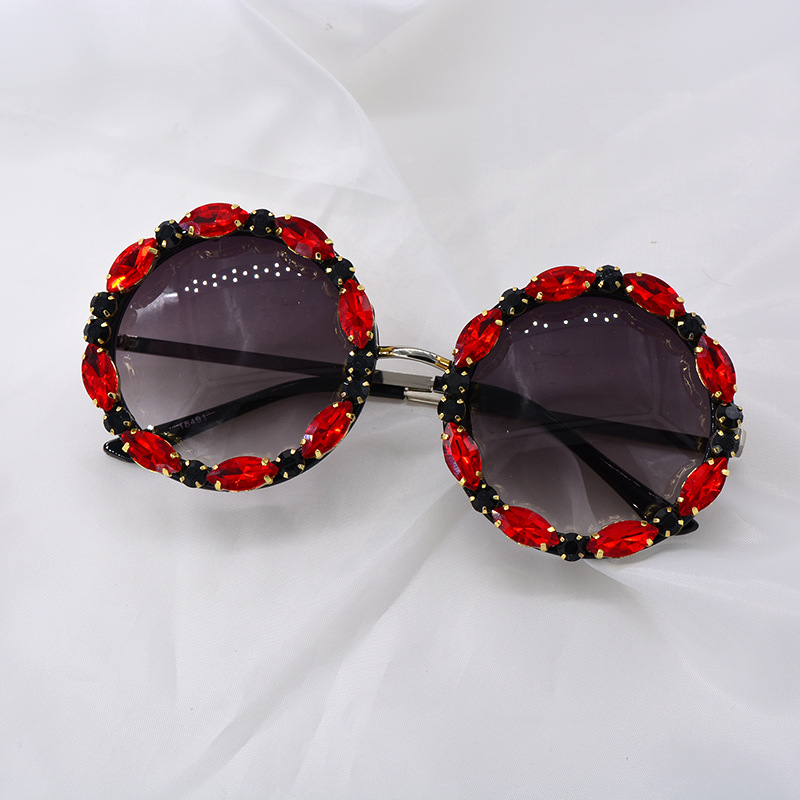 10g Weight Unisex Gender Retro Style Red, Green Color New Sunglasses Korean Diamond Women's Rhinestone Glasses 6