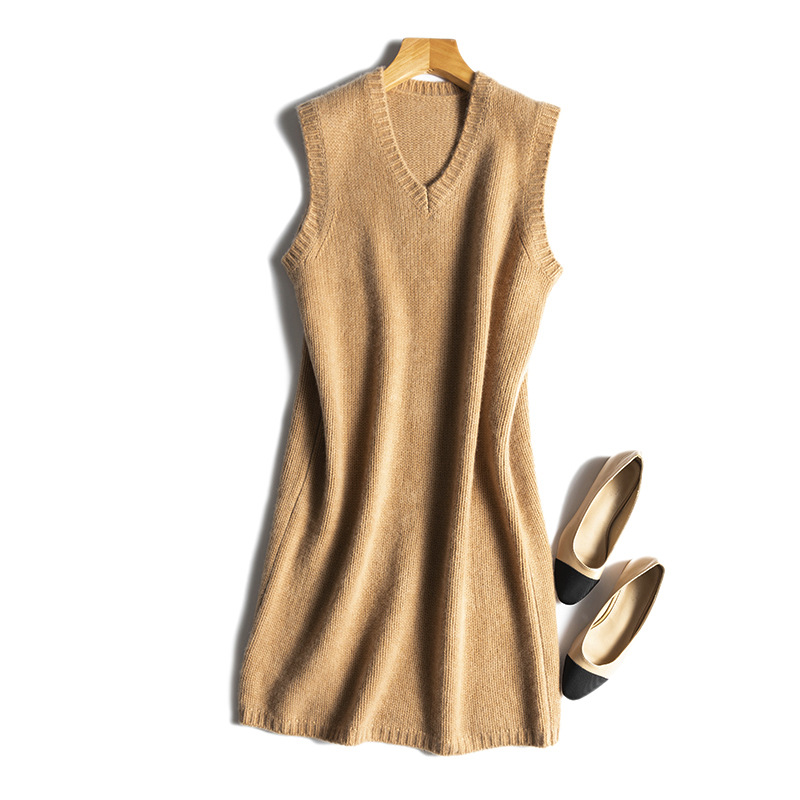 意D利高奢重磅山羊绒连衣裙V领显瘦直筒无袖中长针织裙女秋冬新