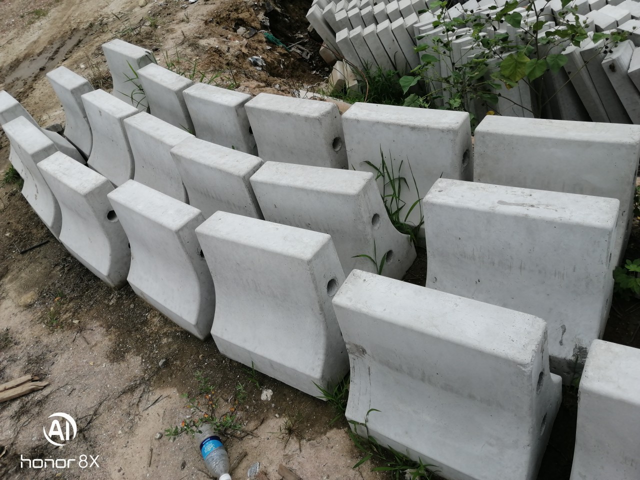 混凝土隔离墩 隔离墩 阻车墩