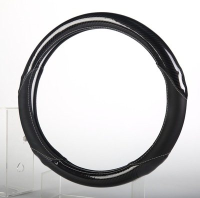 新款真皮碳纤方向盘套批发四季通用汽车方向盘套D型把套工厂直销|ru