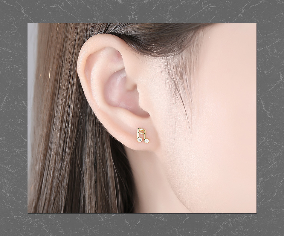 Korean Musical Note Diamond Silver Earrings display picture 2