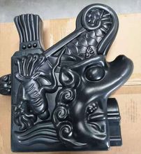 ���ϹŽ�һ�w���N�� �T�������b�����ʽ�¹�С����Ƭ���
