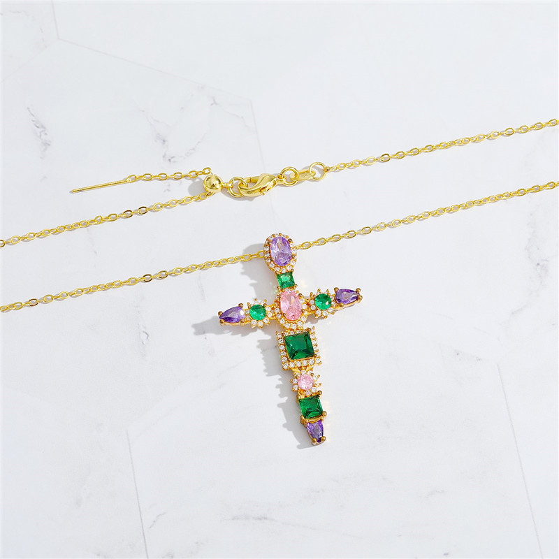 European Retro Personality Colorful Crystals Jesus Cross Pendant Necklace Color Retaining Clavicle C