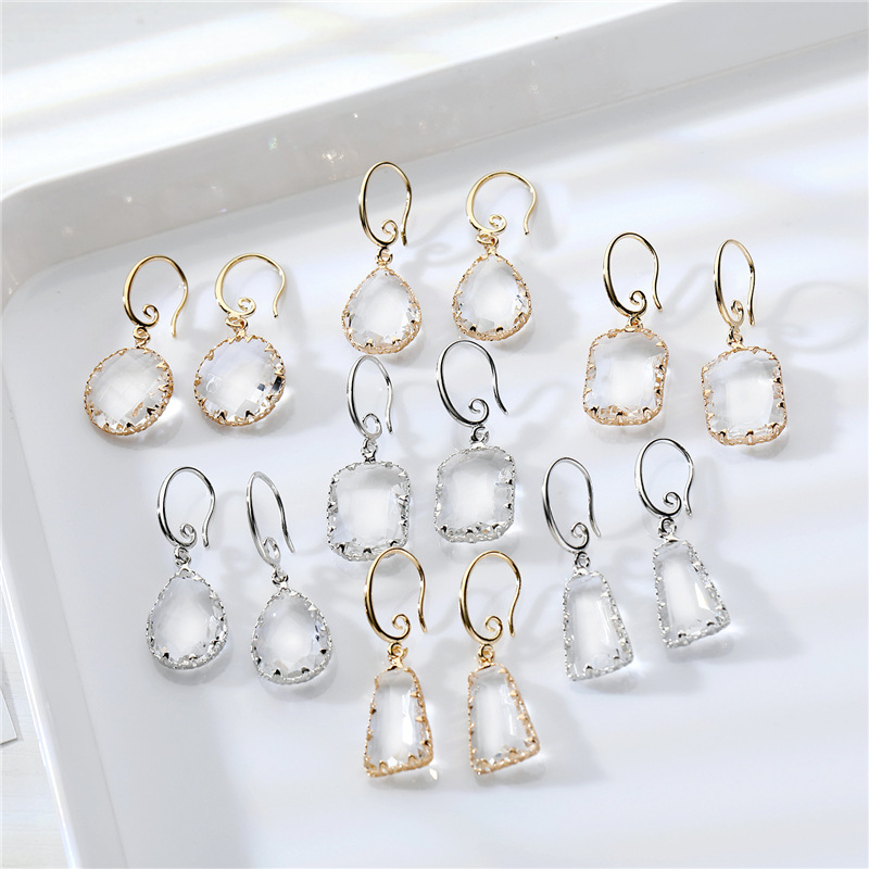 Simple Round Crystal Earrings Wholesale display picture 9