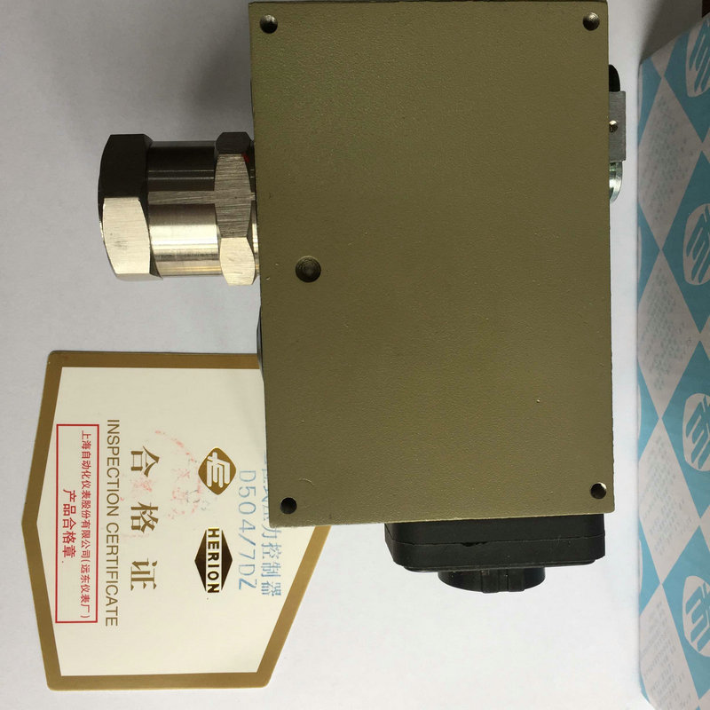 上海远东仪表厂  双确点压力开关压力控制器 D504/7DZ