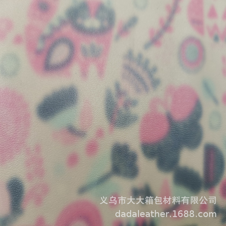 【 Minimum order quantity 】 Direct sales from the manufacturer of peach skin velvet printed cosmetic bags and eyeglass case materials, with large quantities in stock detail image 5