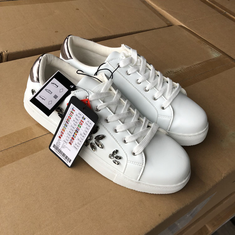 Foreign trade Rhinestone Frenum skate shoes Ladies Sporty Single shoes 36-41 code