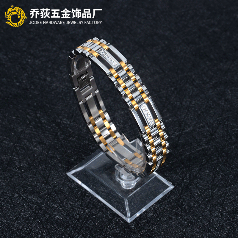 fashionable bracelet