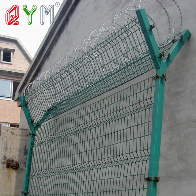 机场护栏三角折弯飞机围栏Y型柱勾花网机场护栏喷塑监狱围栏外贸