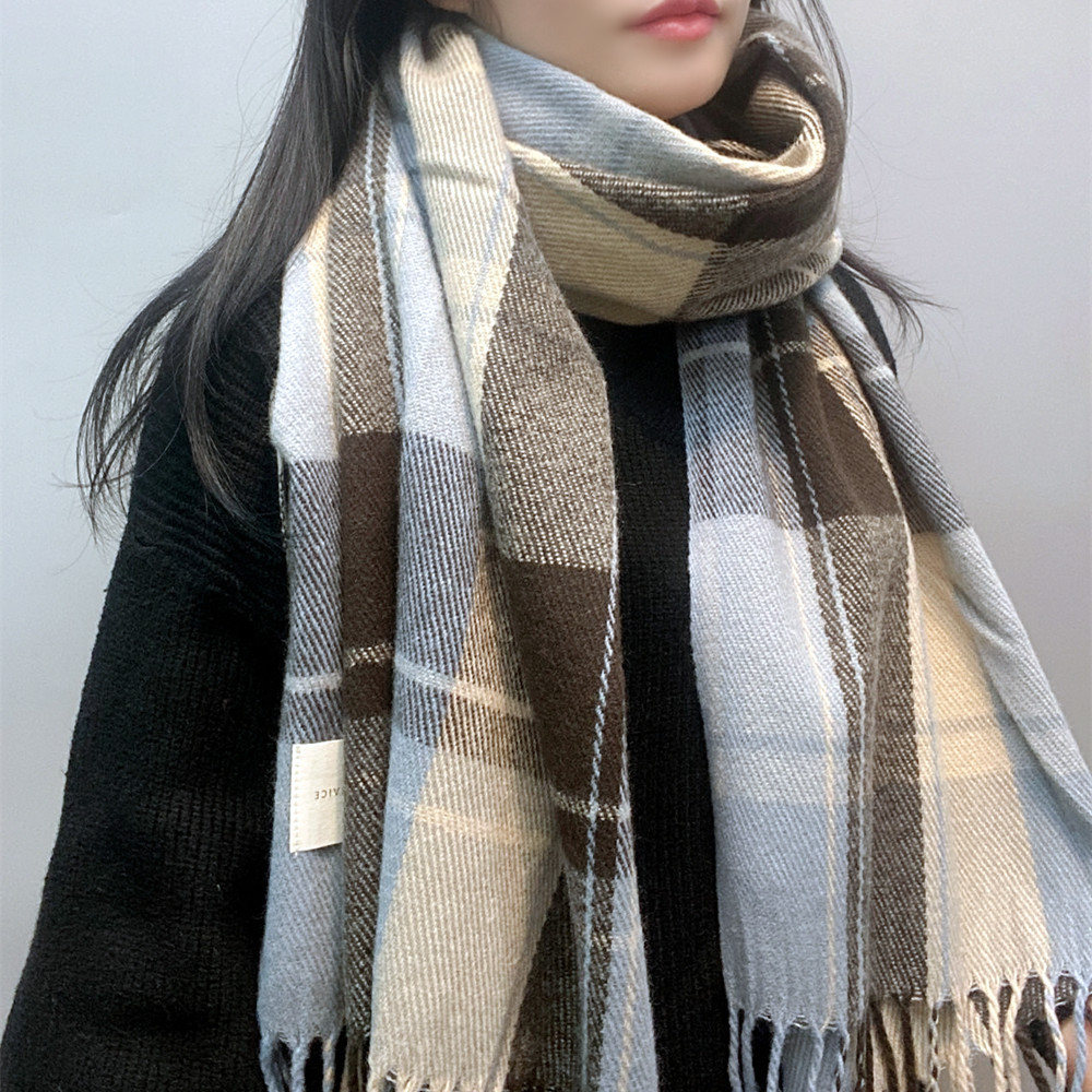 Imitation Cashmere Plaid Scarf display picture 10