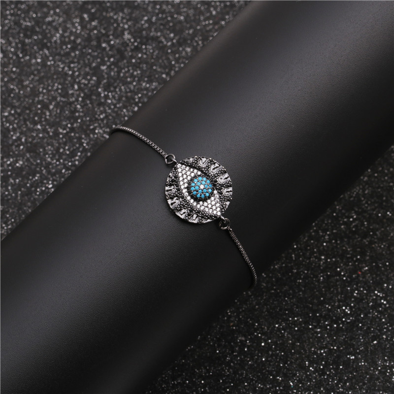 Devil Eye Female Bracelet Copper Micro Inlaid Zircon Valentine&#39;s Day Adjustable Pull Bracelet Custom display picture 5