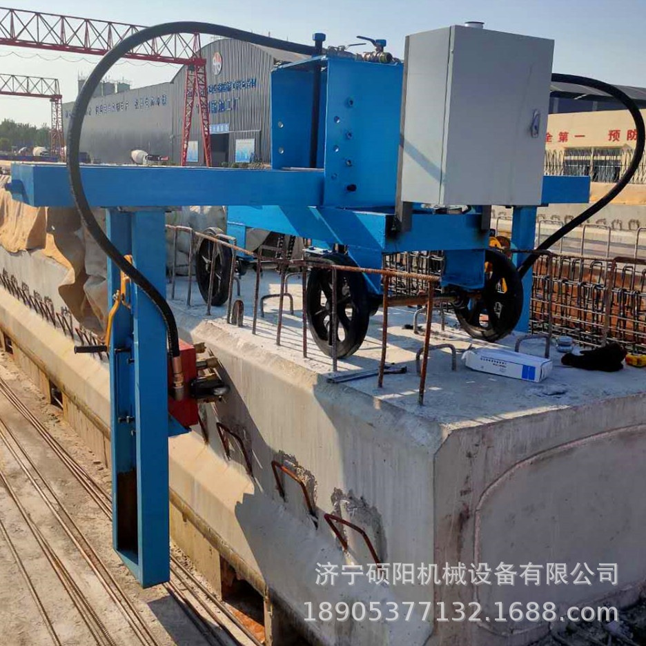 天津双立面凿毛机自动行走凿毛机厂家空心板凿毛机一二十片梁