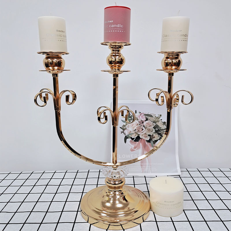 3头烛台
