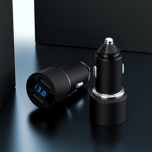 Multi-port car charger super fast charging cigarette lighter car dual usb truck digital display charging head car charger wholesale
