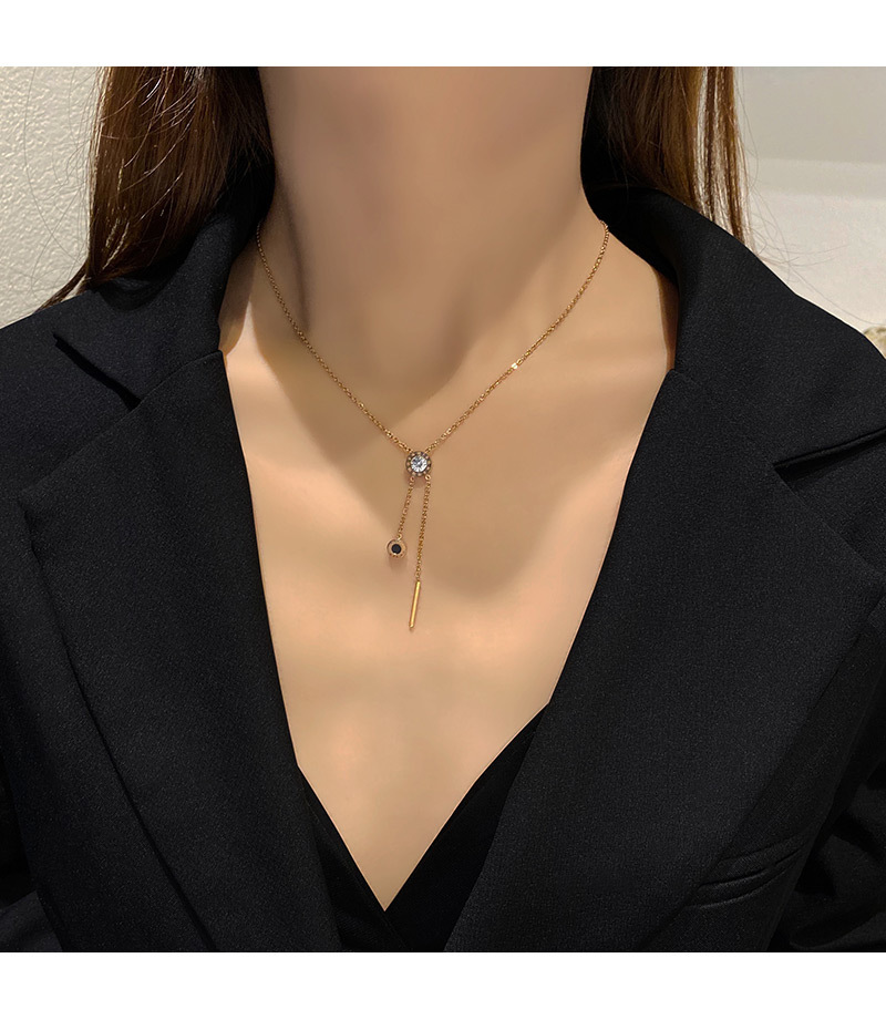 Rose Gold Titanium Steel Necklace Female Simple Temperament Chain Wholesale display picture 2