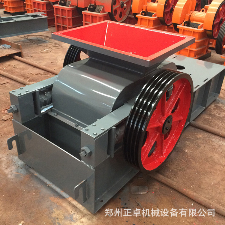 建筑垃圾对辊式粉碎机 对辊挤压破碎机 双辊式碎石机 双辊制沙机 
