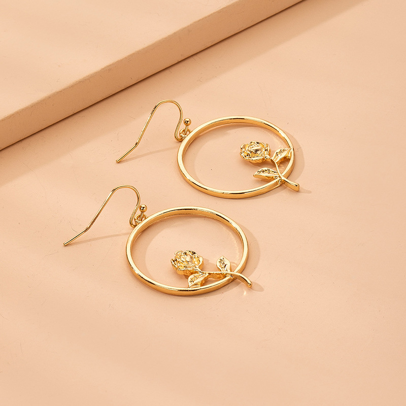 Korean Tassel Exaggerated Flower Geometric Alloy Earrings Wholesale Nihaojewelry display picture 2