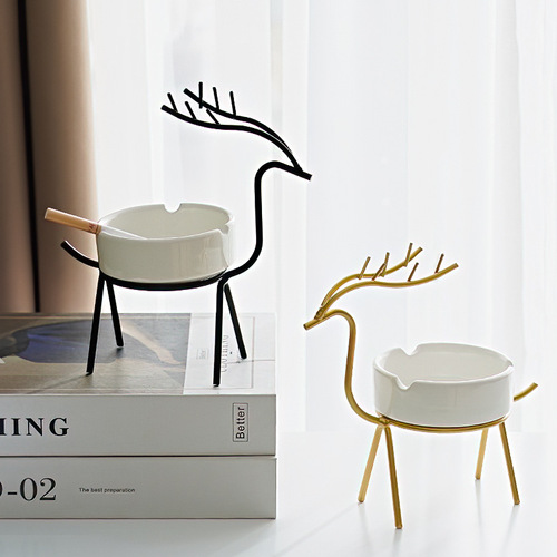 Simple iron art Nordic style deer ceramic ashtray creative home living room decoration ornaments light luxury style decorations