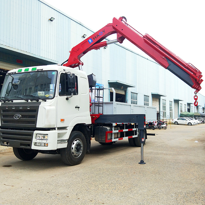 单桥车配10吨5节臂折臂吊机 厂家直销8吨折臂随车吊