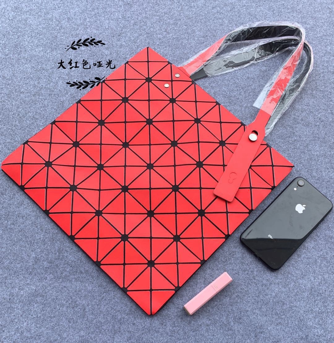 Borsa a spalla singola con griglia geometrica a diamante pieghevole a forma di diamante opaco in PU in Giappone_voghion.com