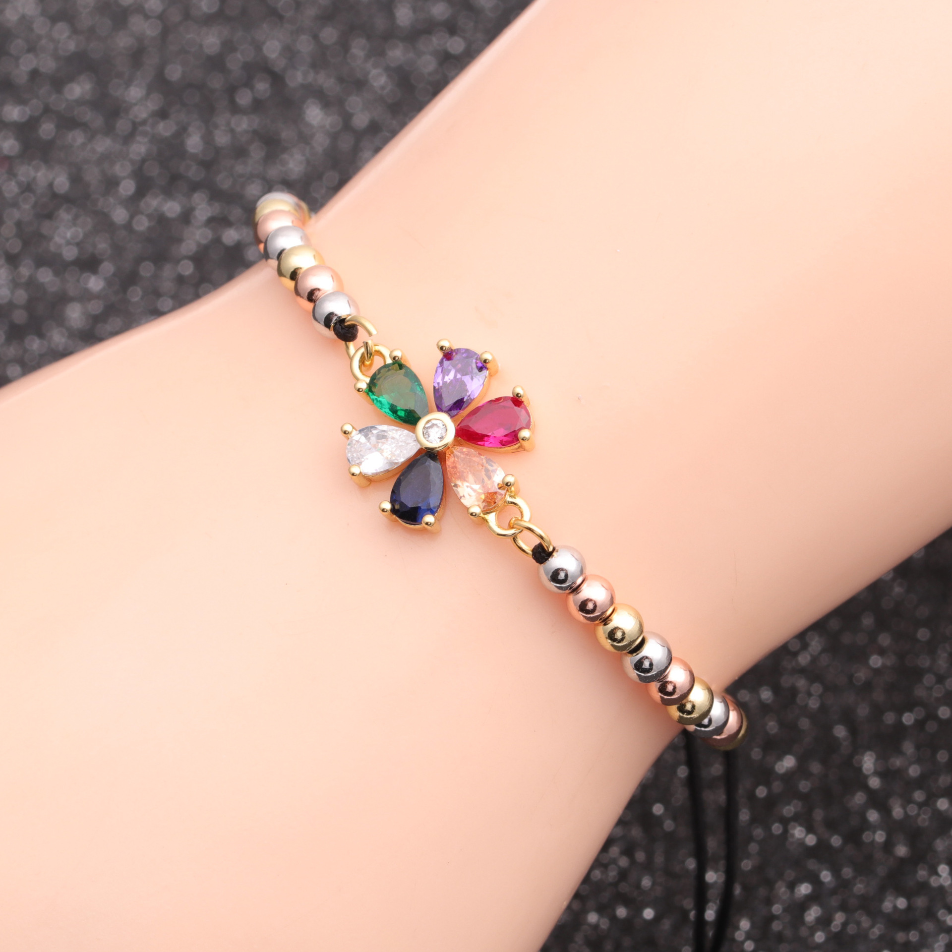 Copper Adjustable Chain Colorful Flower Bracelet display picture 8