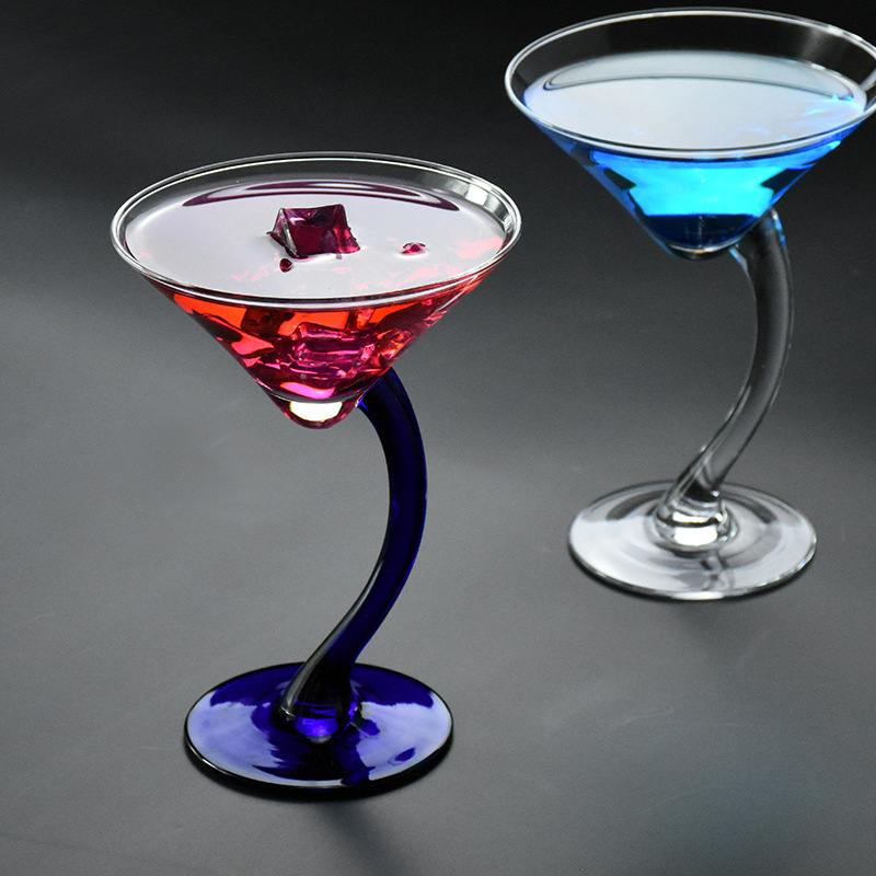 Cocktail glass Lead-free Crystal glass Sapphire Triangle Cup classic Nordic bar KTV Wine vessel