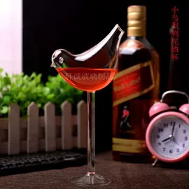 玻璃工艺品;吸管;装饰花瓶