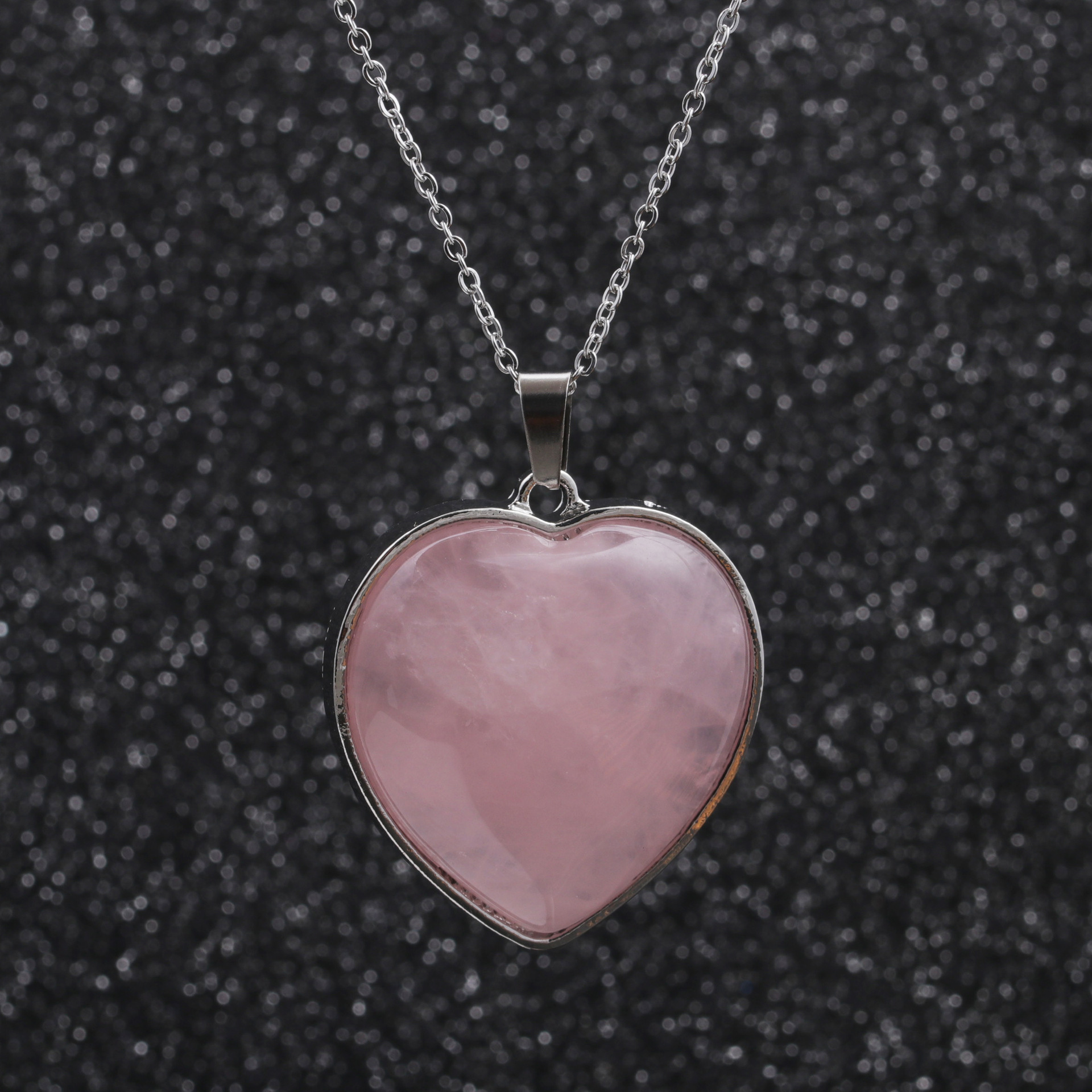 Stainless Steel Chain Peach Heart Pendant Necklace display picture 5