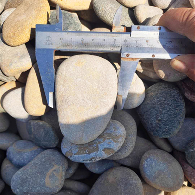 厂家多型号鹅卵石片 河卵石子绘画青石片2-4，3-5厘米扁石