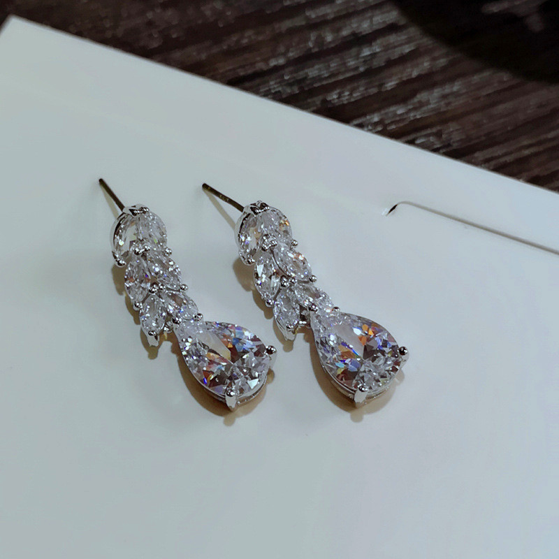 Zircon Drop Earrings For Women Elegant Leaf And Water Drop Design_voghion.com