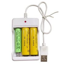 ֱ��3��USB�^����5̖7̖늳س����1.2V�β۪������AA늳س��