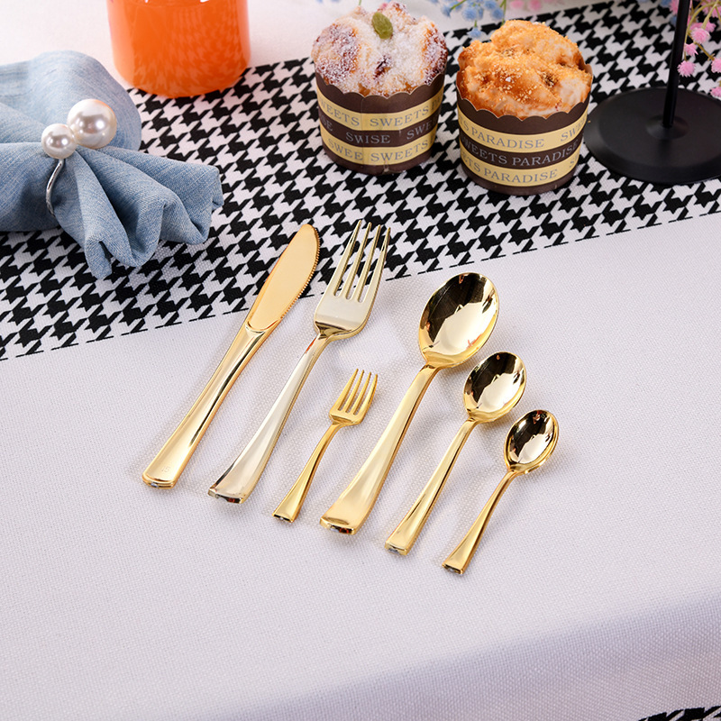 Disposable Knife and Fork Spoon Takeaway Western Food Tableware Thickened suit Knife and Fork Spoon Golden silver Plastic Knife and Fork Spoon suit