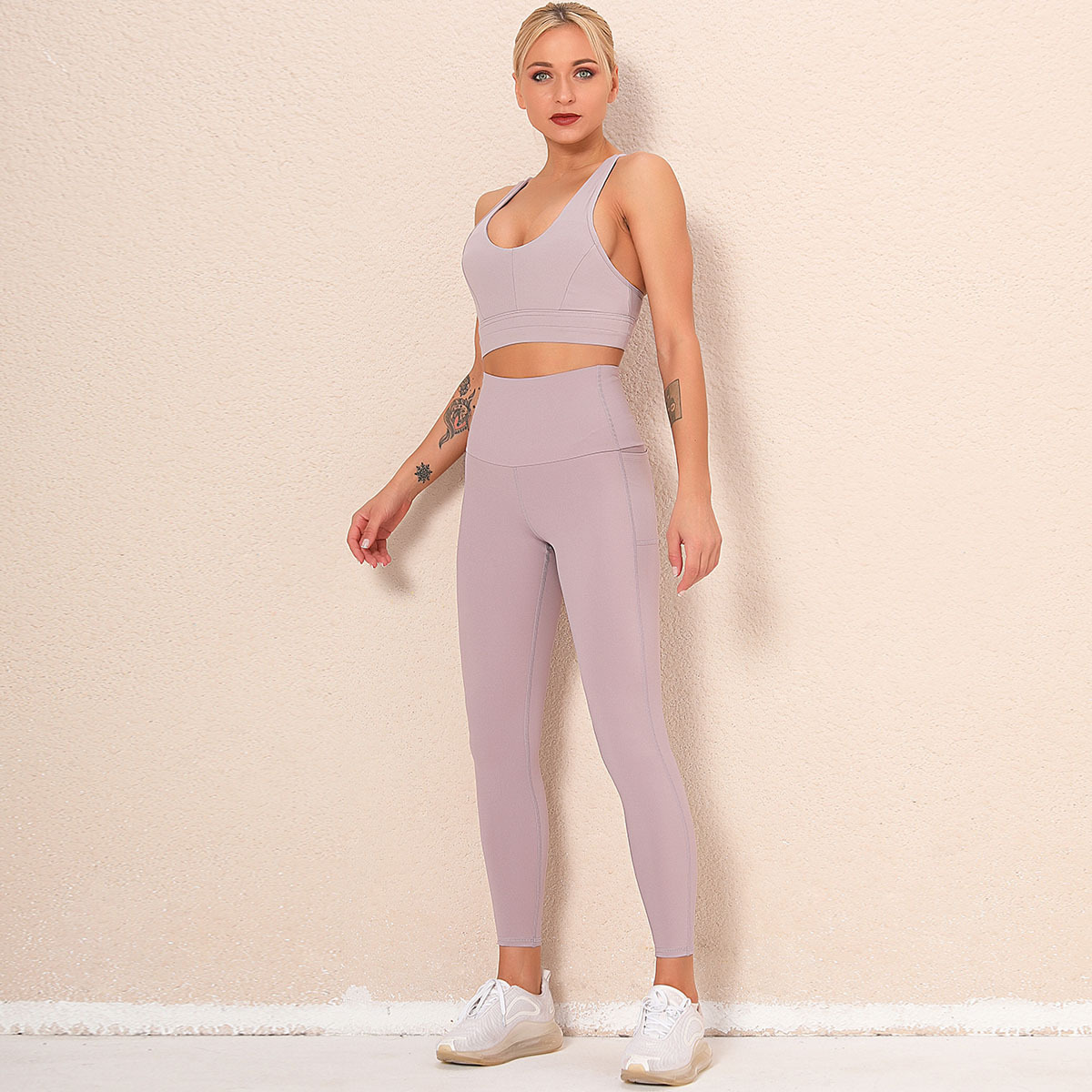 traje de yoga con sujetador de color sólido de doble cara NSNS12219