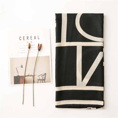 Spring and autumn new geometric scarf silk scarf Korean all-match temperament air-conditioning shawl seaside vacation scarf summer