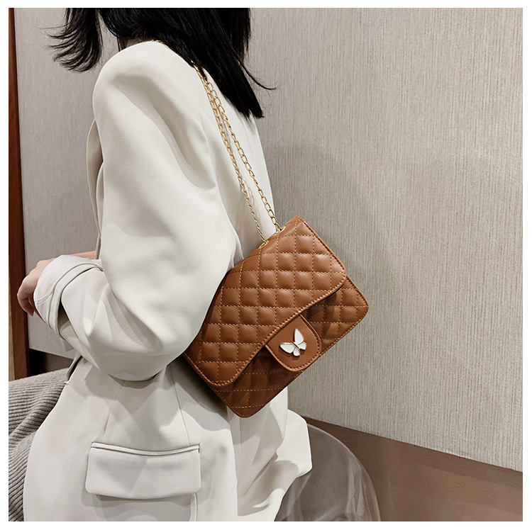 Fashion Messenger One-shoulder Diamond Small Square Bag display picture 9
