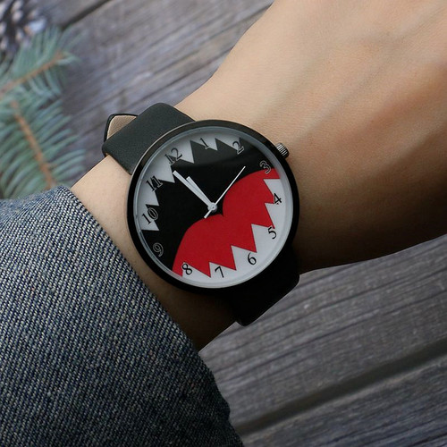 Cartoon digital watch for boys and girls, Japanese and Korean fashion trend student watch, forest youth personalized quartz watch